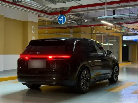 Li Auto L7 2025 — миниатюра 9