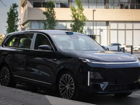 Changan Deepal S09 2025 — миниатюра 2