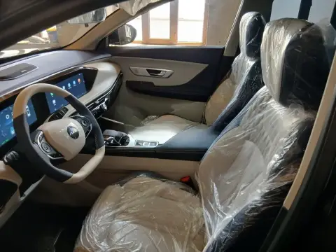 Dongfeng Aeolus L7 2025 — миниатюра 8