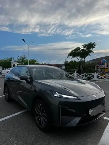 Changan Deepal S07 2025 — миниатюра 2