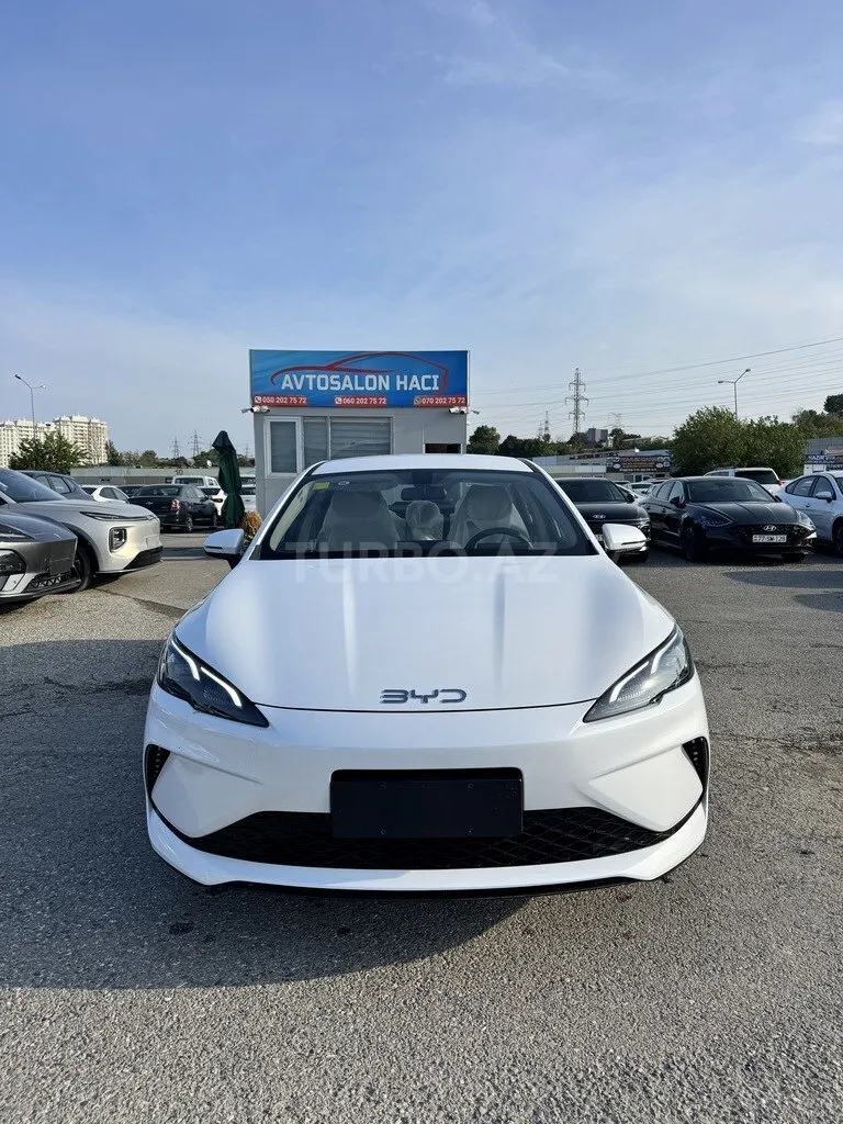 BYD Seal 05 2025 — фото 1 из 9