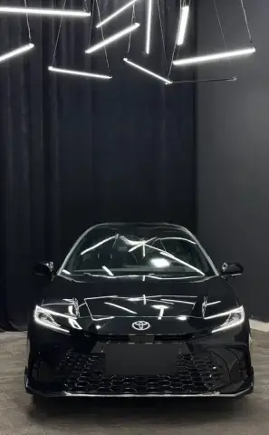 Toyota Camry 2025 — миниатюра 2