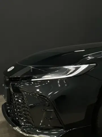 Toyota Camry 2025 — миниатюра 4