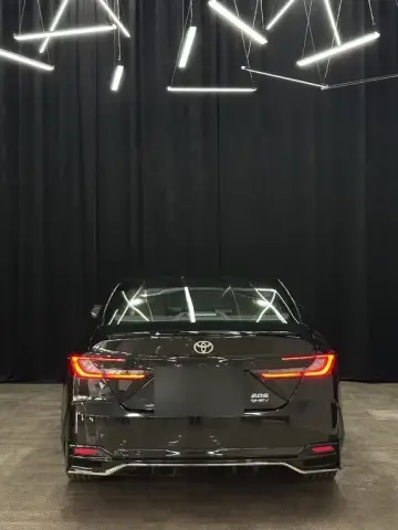 Toyota Camry 2025 — миниатюра 6