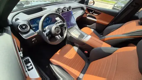 Mercedes-Benz GLC 300 e 4MATIC 2025 — миниатюра 8