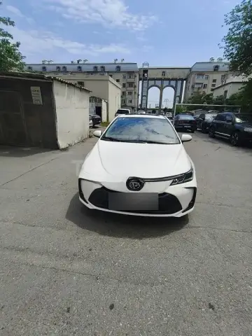 Toyota Corolla 2025 — миниатюра 1