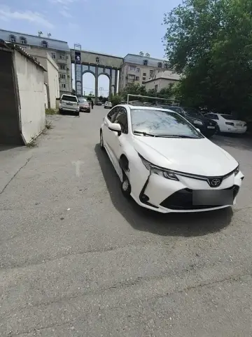 Toyota Corolla 2025 — миниатюра 2