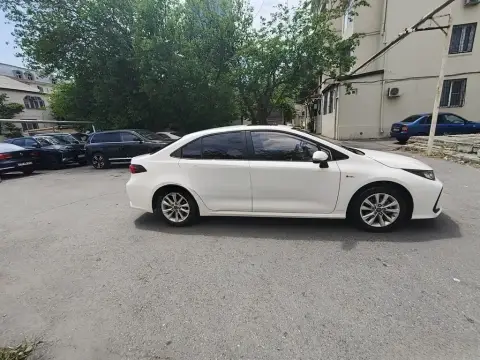 Toyota Corolla 2025 — миниатюра 3