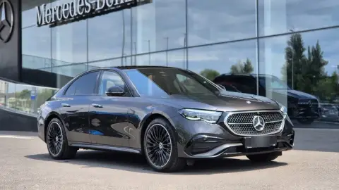 Mercedes-Benz E 300 e 2025 — миниатюра 1