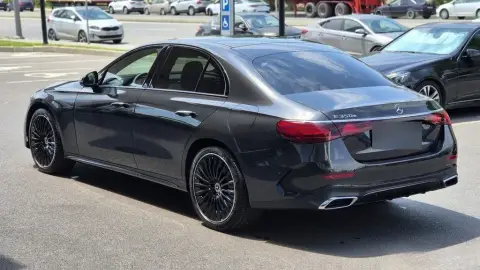 Mercedes-Benz E 300 e 2025 — миниатюра 3