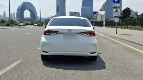 Toyota Corolla 2025 — миниатюра 6