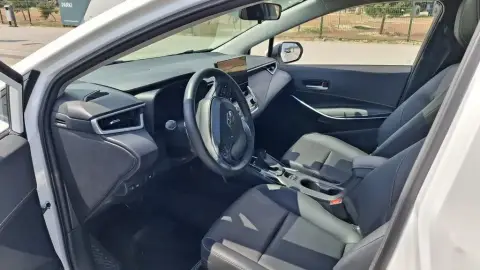 Toyota Corolla 2025 — миниатюра 8