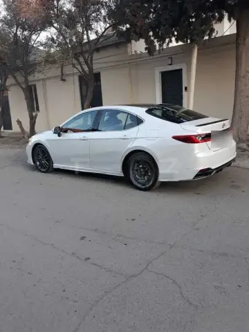 Toyota Camry 2025 — миниатюра 9