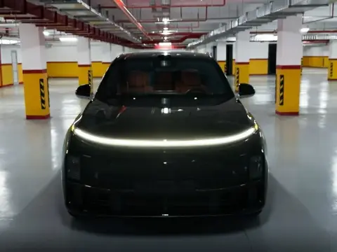 Li Auto L7 2025 — миниатюра 1