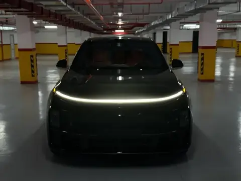 Li Auto L7 2025 — миниатюра 2