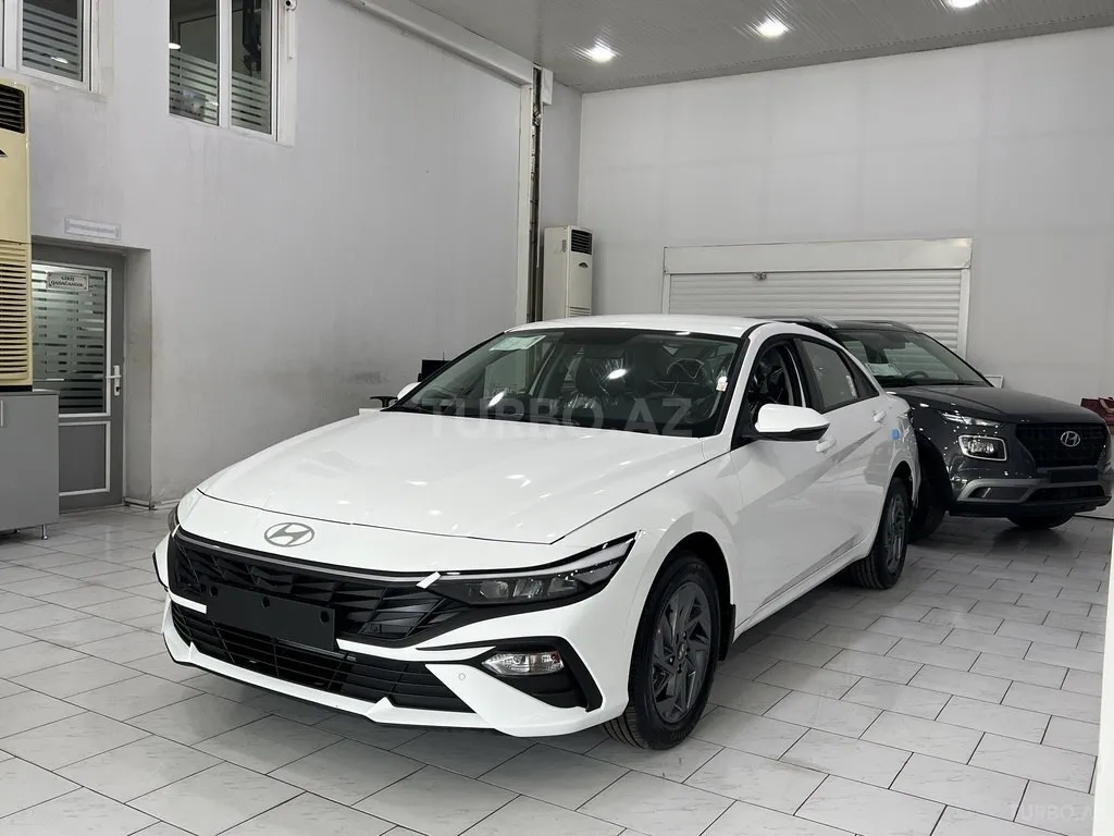 Hyundai Elantra 2026 — фото 1 из 10