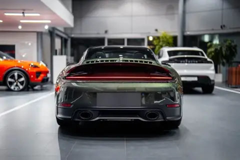 Porsche 911 Targa 4S 2026 — миниатюра 5