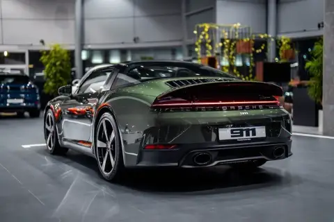 Porsche 911 Targa 4S 2026 — миниатюра 6