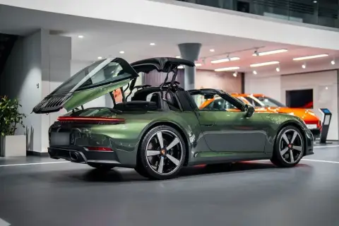 Porsche 911 Targa 4S 2026 — миниатюра 8