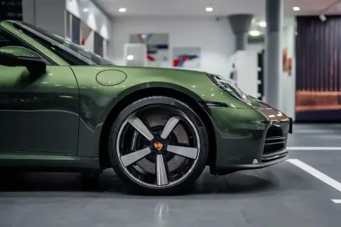 Porsche 911 Targa 4S 2026 — миниатюра 9