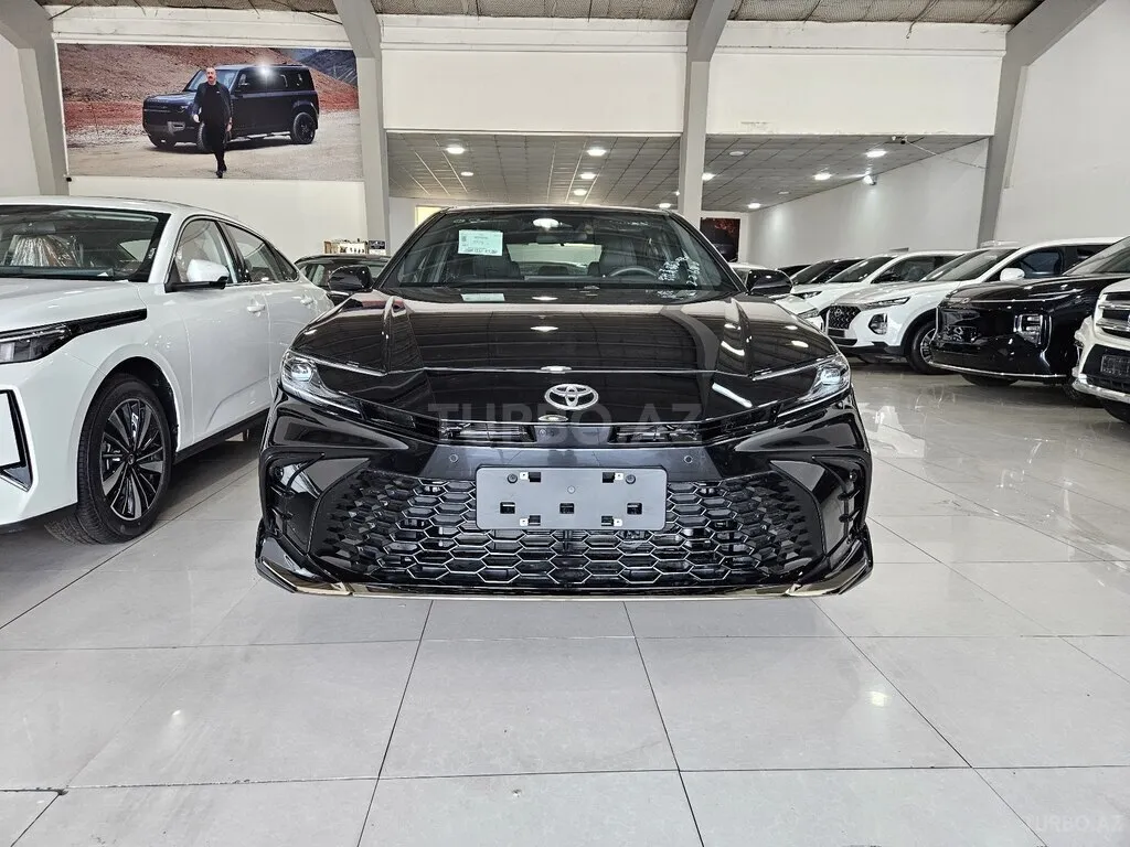 Toyota Camry 2026 — фото 1 из 10