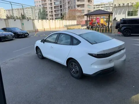 BYD Seal 05 2025 — миниатюра 9
