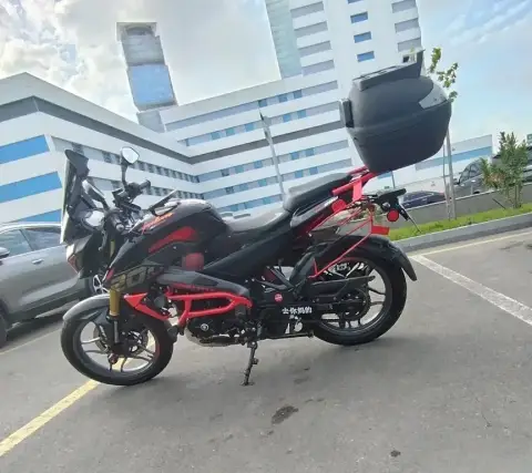 Bajaj Pulsar NS 200 2025 — миниатюра 7