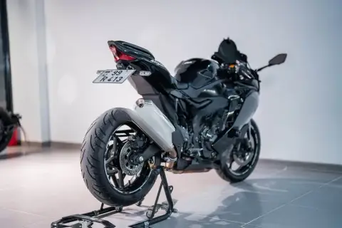 Kawasaki ZXR 400 2025 — миниатюра 4