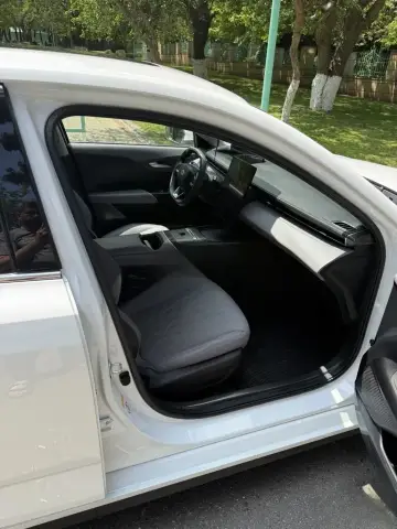 Changan Qiyuan A05 2025 — миниатюра 8