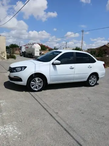 LADA (VAZ) Granta 2025 — миниатюра 2