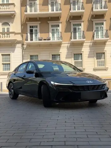 Hyundai Elantra 2025 — миниатюра 1