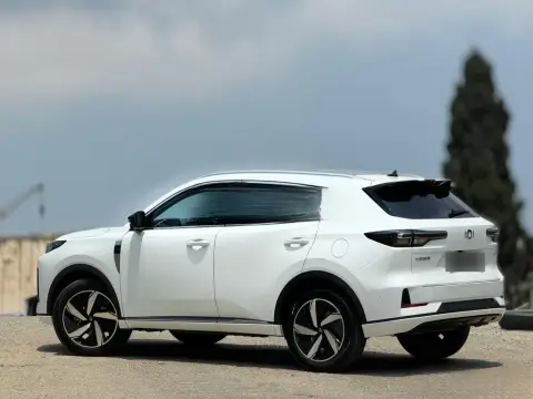 Changan Qiyuan Q05 2025 — миниатюра 4