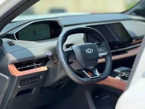 Changan Qiyuan Q05 2025 — миниатюра 7