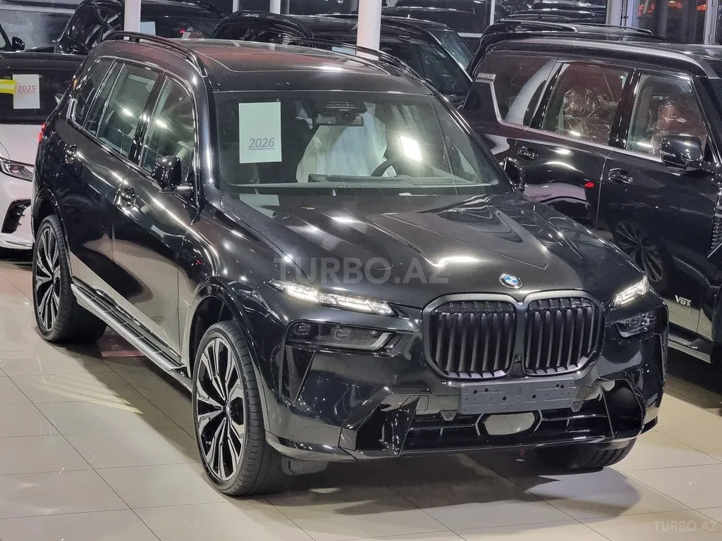 BMW X7 2026 — фото 1 из 10