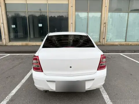 Chevrolet Cobalt 2025 — миниатюра 7