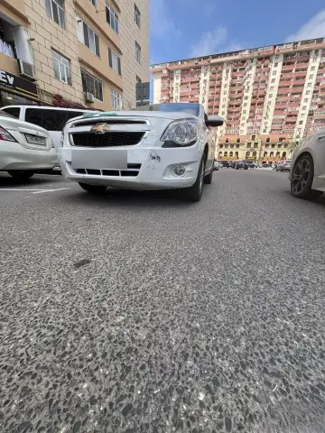 Chevrolet Cobalt 2025 — миниатюра 6