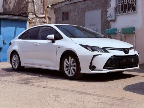 Toyota Corolla 2025 — миниатюра 7