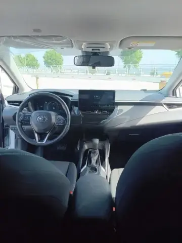 Toyota Corolla 2025 — миниатюра 9