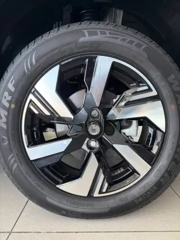 Nissan Magnite 2025 — миниатюра 4