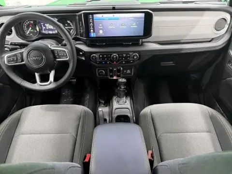 Jeep Wrangler 2025 — миниатюра 9