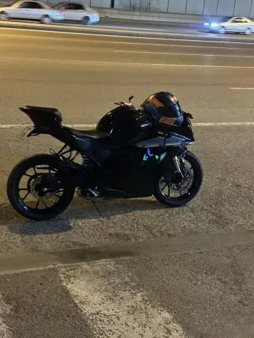 CFMOTO 250 SR 2025