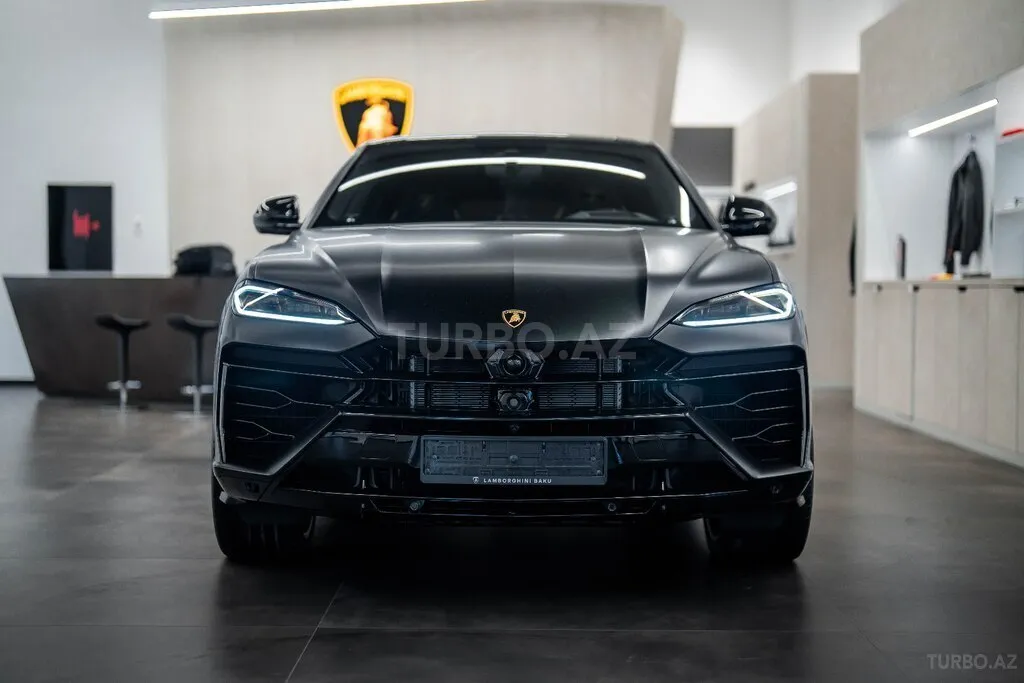 Lamborghini Urus SE 2025 — фото 1 из 10