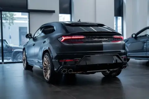 Lamborghini Urus SE 2025 — миниатюра 4