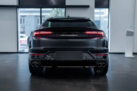 Lamborghini Urus SE 2025 — миниатюра 5