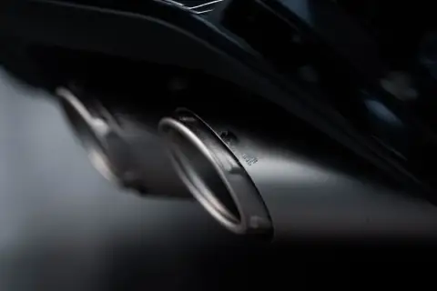 Lamborghini Urus SE 2025 — миниатюра 8