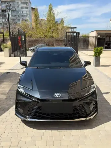 Toyota Camry 2026 — миниатюра 2