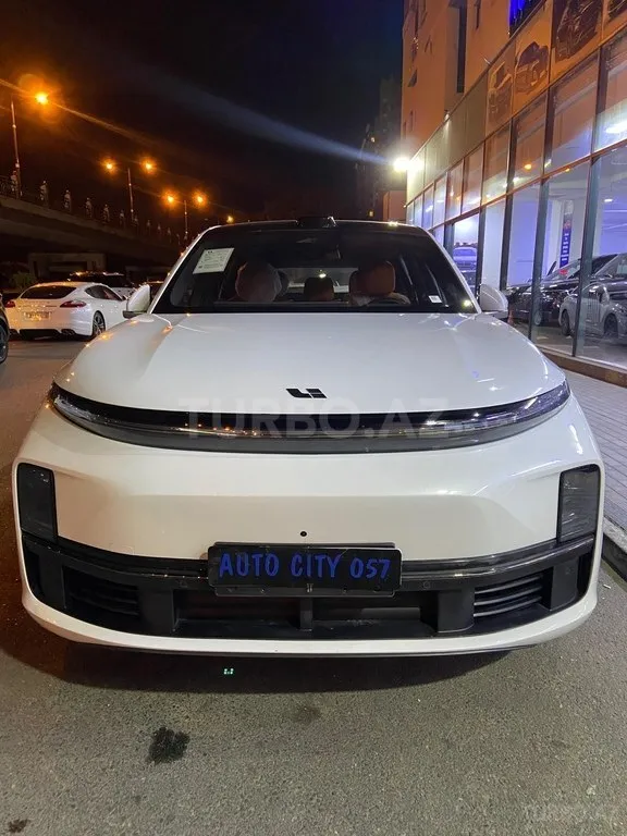 Li Auto L7 2025 — фото 1 из 9