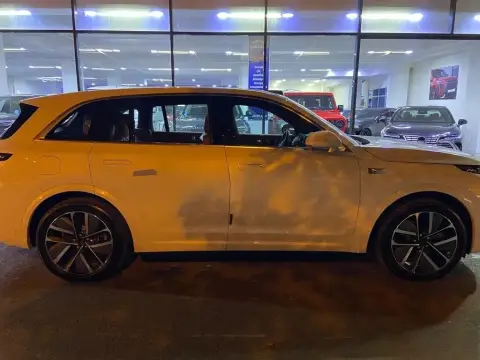 Li Auto L7 2025 — миниатюра 6