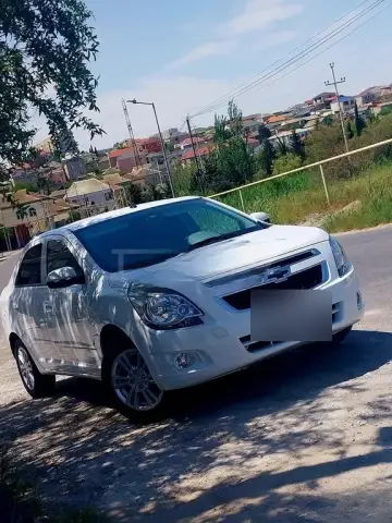 Chevrolet Cobalt 2025 — миниатюра 8