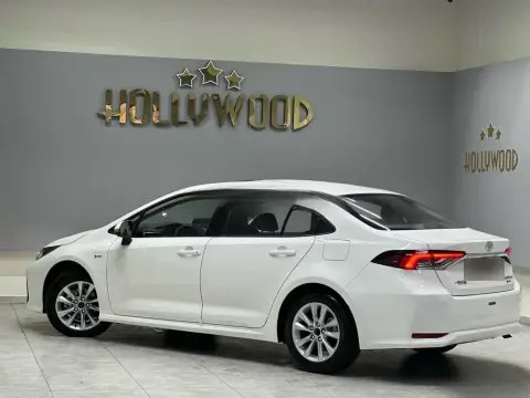 Toyota Corolla 2025 — миниатюра 8
